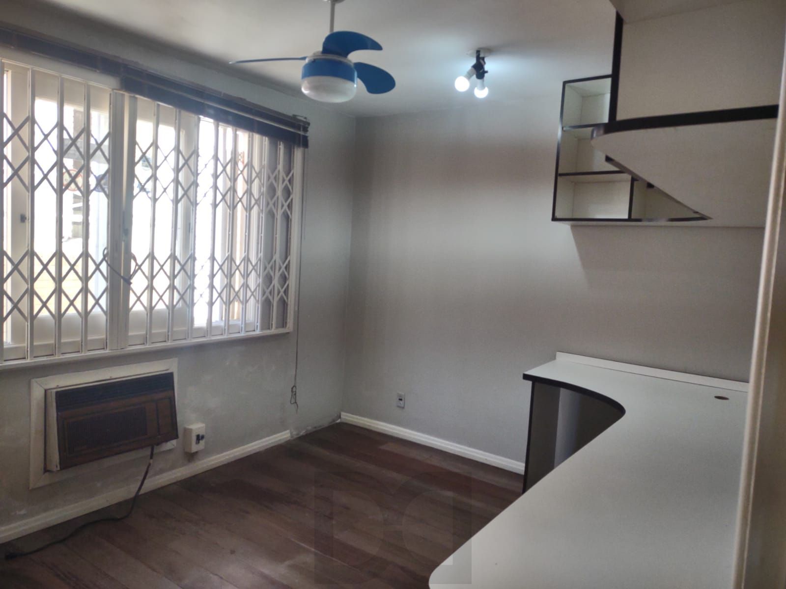 Casa 3 quartos com suíte, espaço gourmet, piscina, 7 vagas de garagem, na Tristeza. — foto 9