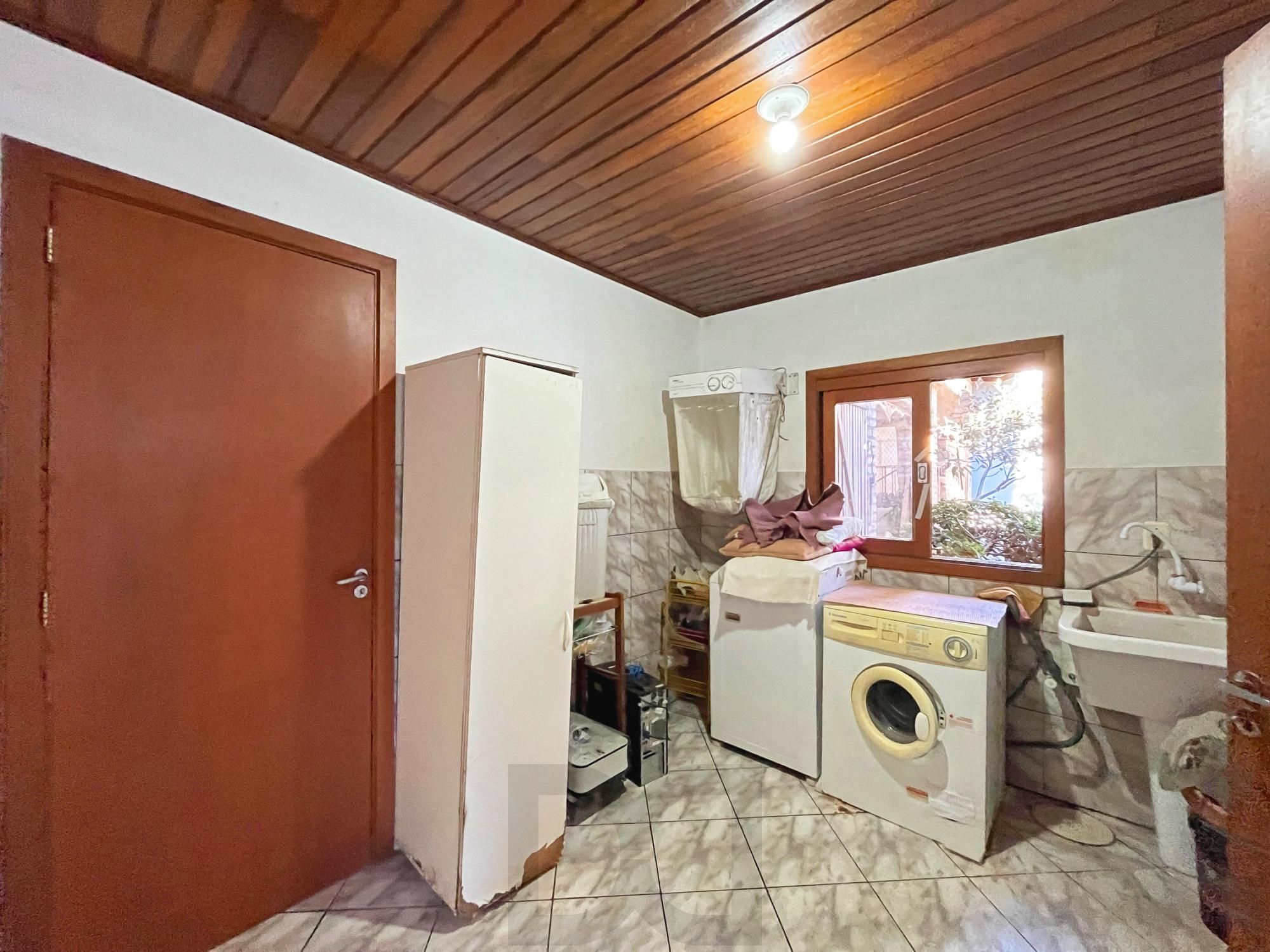 Casa Espaçosa com 274m² e Piscina – Vista Privilegiada para o Guaíba — foto 68