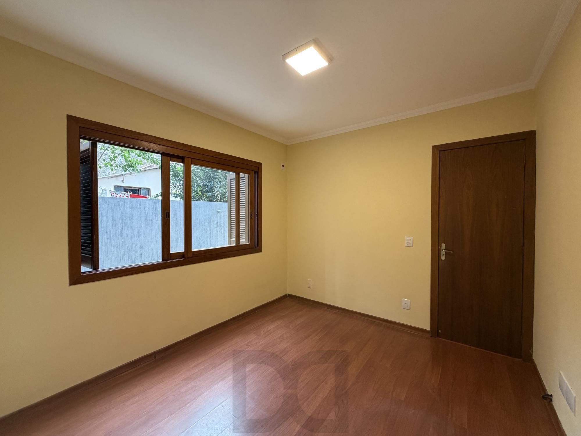 Apartamento Garden com 2 dormitórios, sendo 1 suíte, churrasqueira e lareira, 2 vagas de garagem cobertas. — foto 15