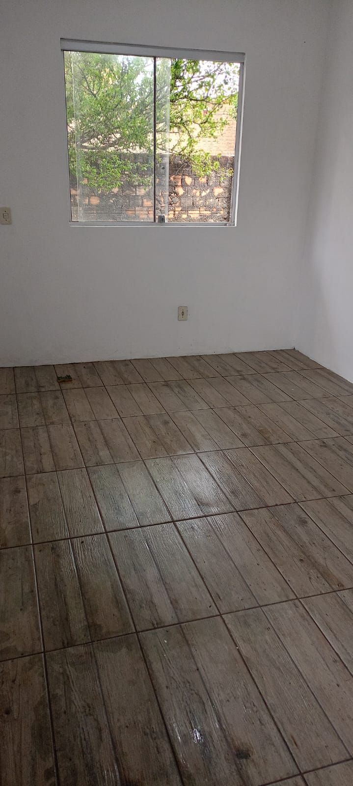 Casa com 1 Dormitório no Bairro Ponta Grossa. — foto 16