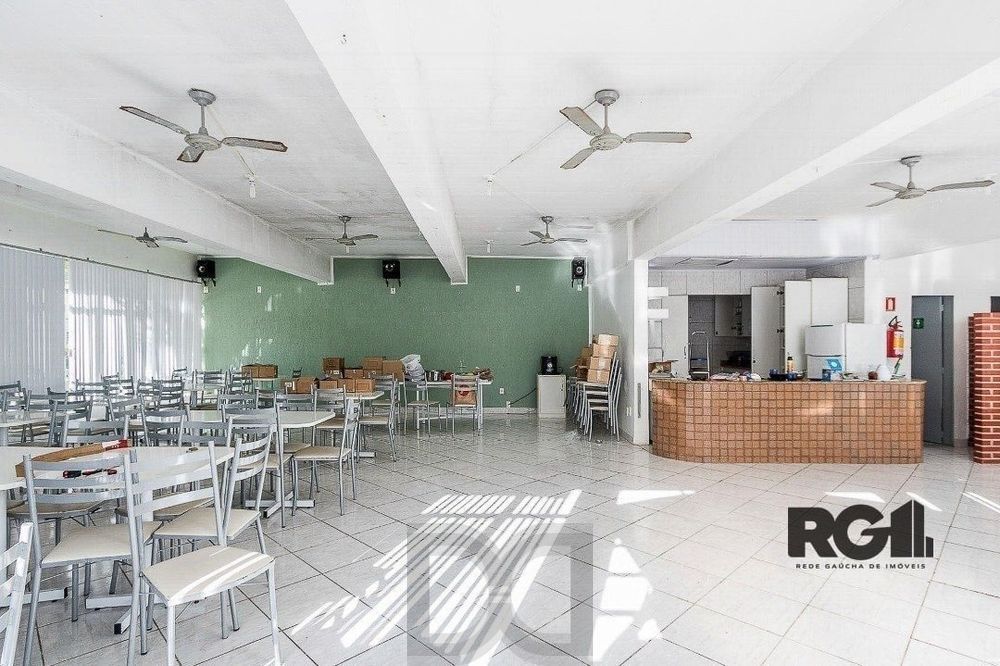 **Imperdível! Apartamento de 2 dormitórios em no Bairro Camaquã** — foto 18