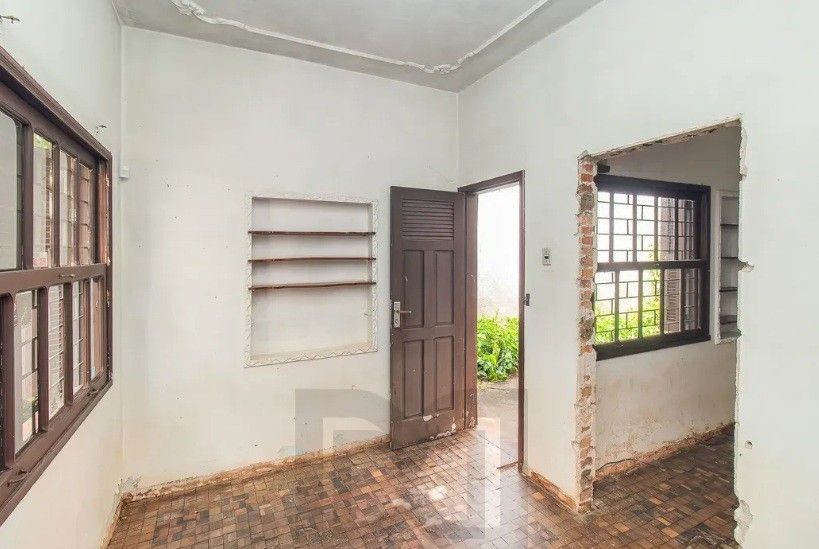 Terreno amplo com 420 m² (14x30), localizado em uma das regiões mais valorizadas do bairro Menino Deus. — foto 19