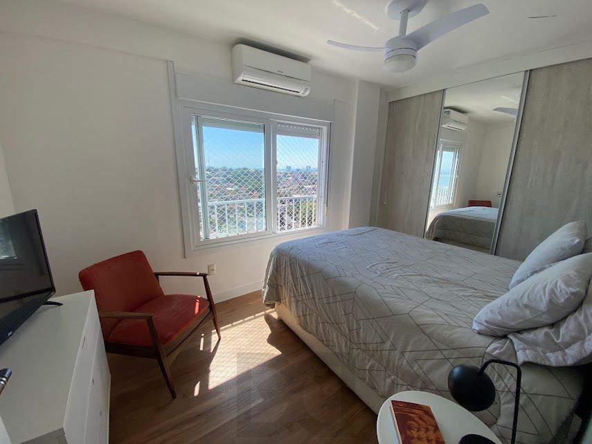 Cobertura, com 3 dormitórios, piscina, Bairro Tristeza. — foto 14