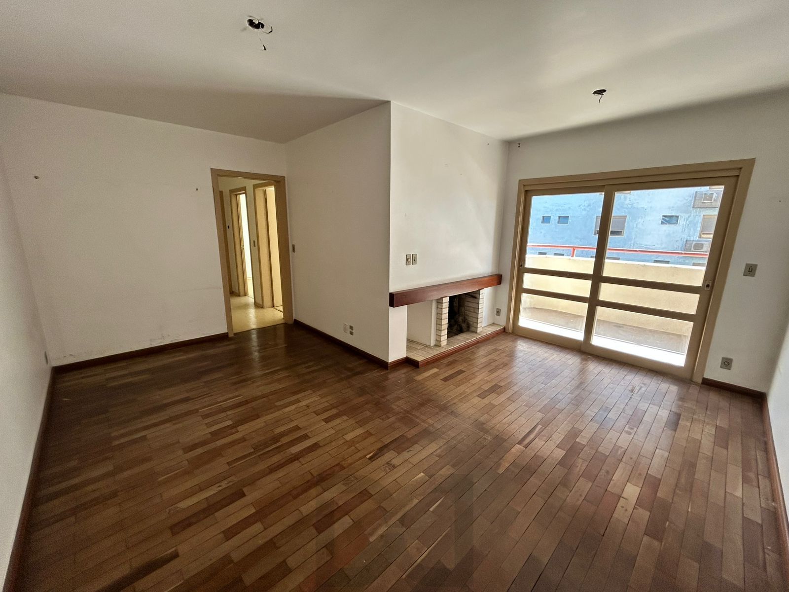 Apartamento 3 dormitórios com 2 vagas em frente ao Zaffari – Tristeza — foto 9