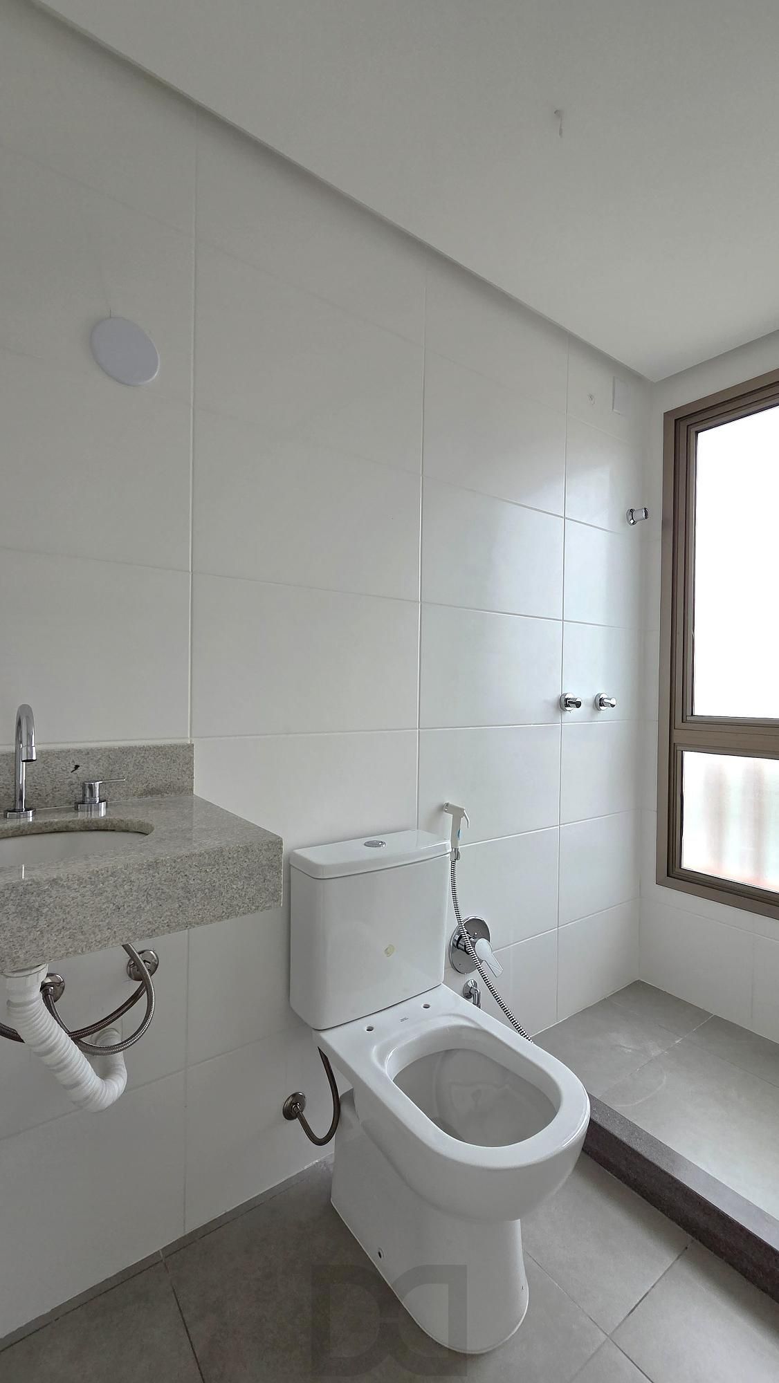 Apartamento com 88,1m2 privativos, 2 suites e 2 vagas lado a lado, andar alto e uma vista deslumbrante para o por do sol no Guáiba. — foto 20