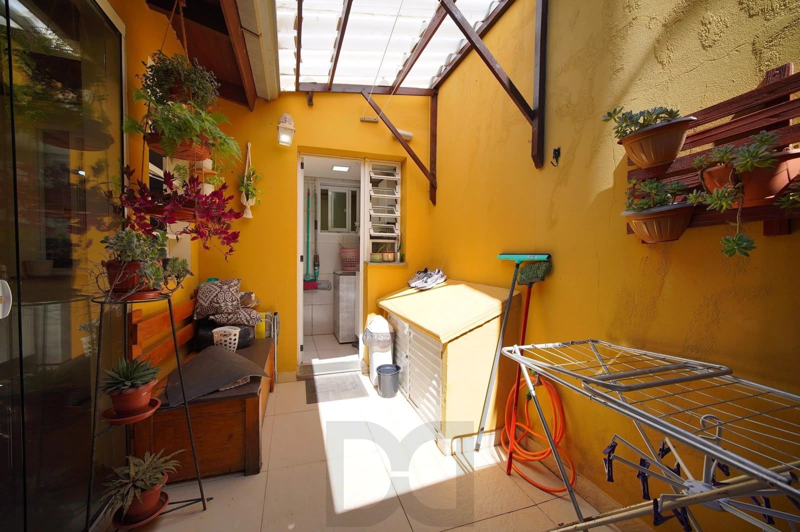 Casa em Condomínio com 3 Dormitórios, 137 m² e 2 Vagas na Zona Sul de PoA. — foto 15