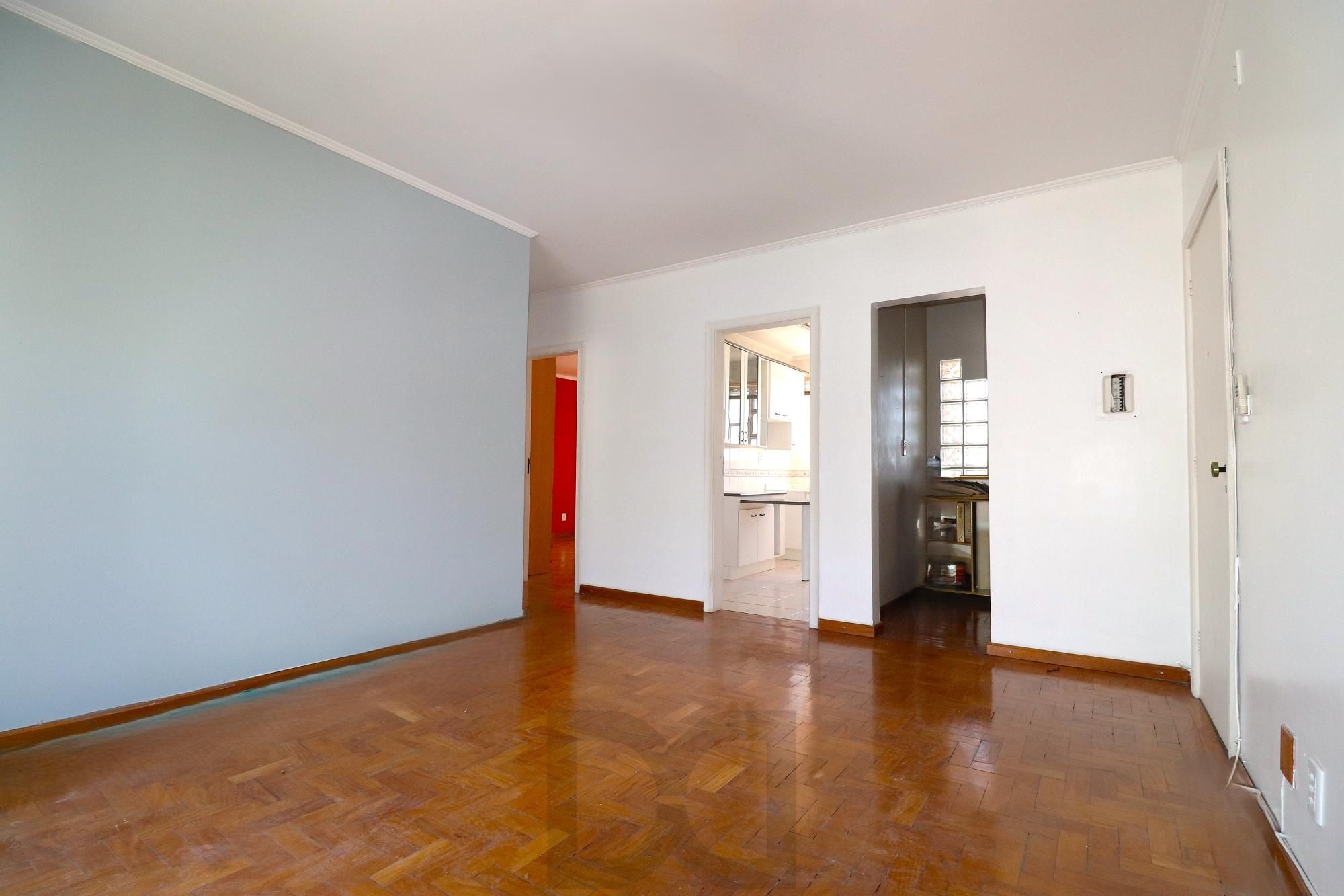 Ótimo apartamento com 79,4m2, 2 dormitórios, 1 vaga de garagem e dependencia completa. — foto 5