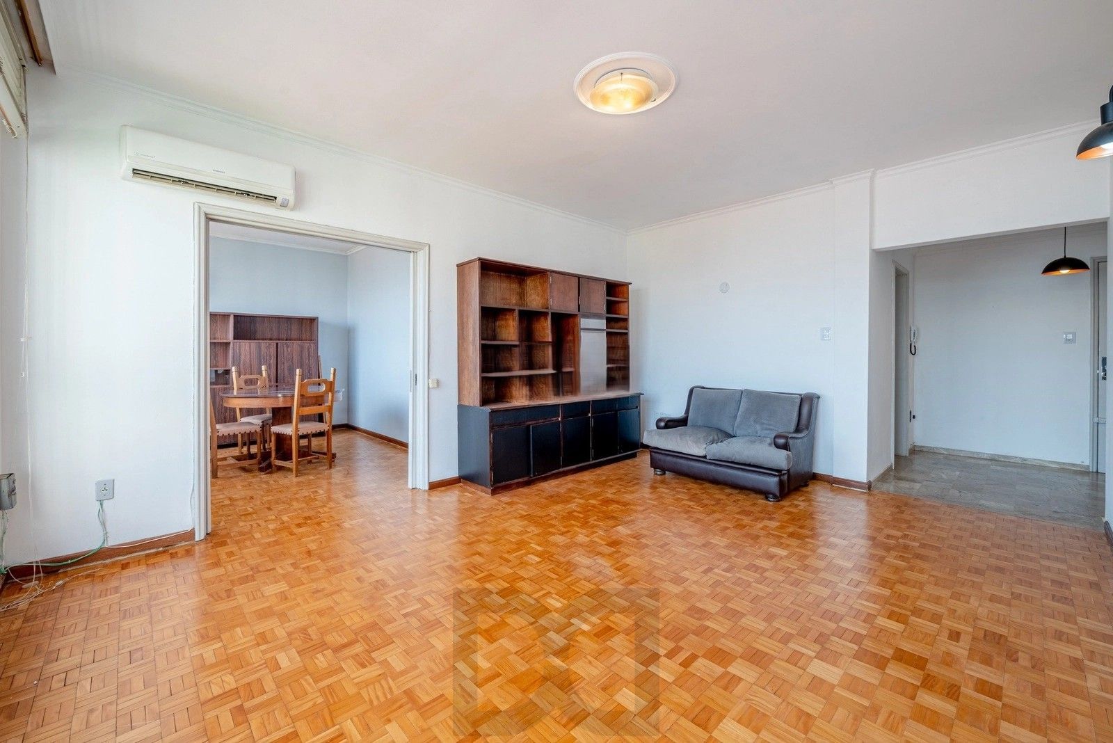 Excelente apartamento com 132m², 3 dormitórios e 2 vagas de garagem, no coração do bairro Menino Deus. — foto 9