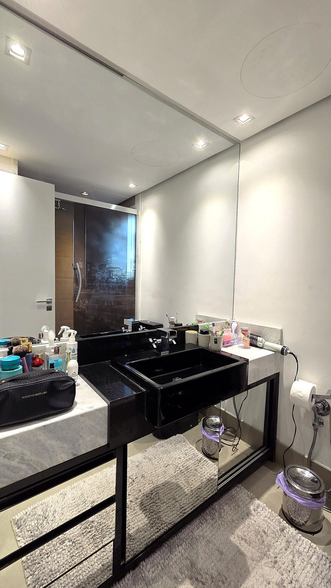 Cobertura de Alto Padrão com 357m2, 3 suítes e 3 vagas de garagem. Vista Permanente para o Guaíba | Porteira Fechada | Bairro Cristal. — foto 22