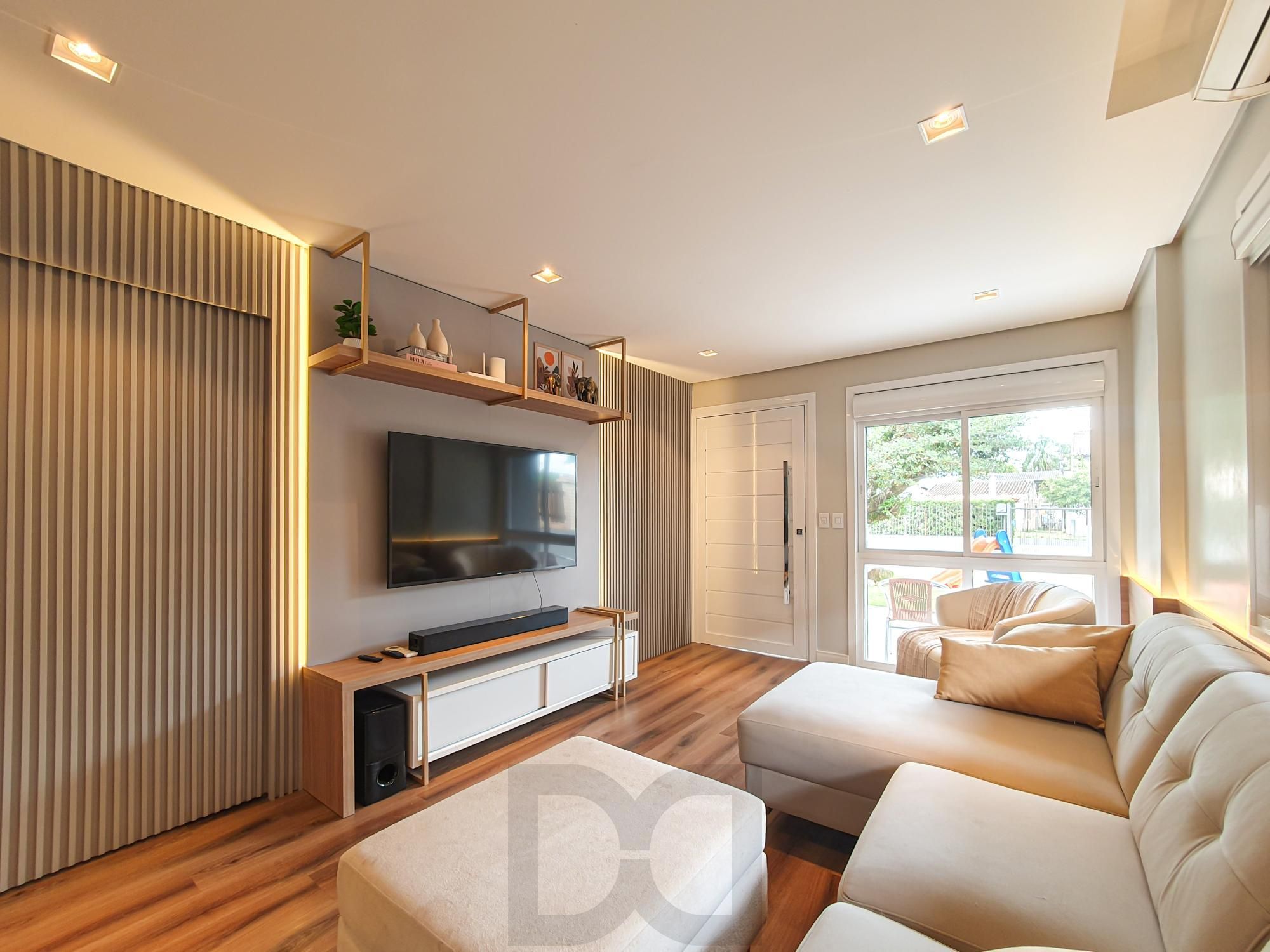 Excelente casa térrea 100% reformada 3 dormitórios, 1 suíte, pátio grande com piscina e espaço gourmet. — foto 1