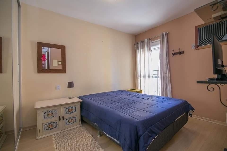 Ótimo apartamento no Condomínio Jardins de Provence, no Bairro Cristal, com 3 dormitórios. — foto 8