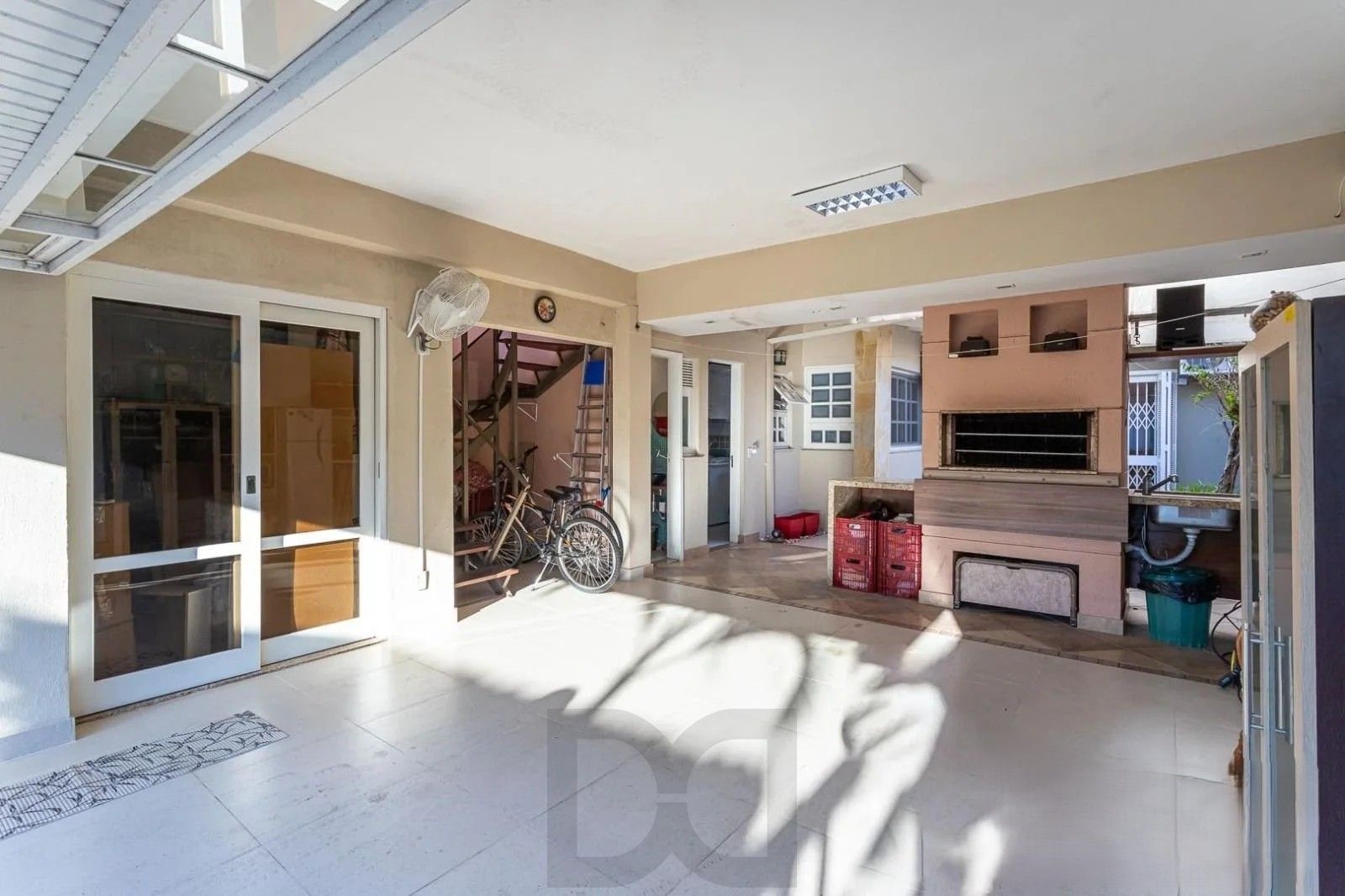 Casa em condomínio no Bairro Ipanema com 4 dormitórios sendo 2 suítes e 3 vagas de garagem. — foto 16