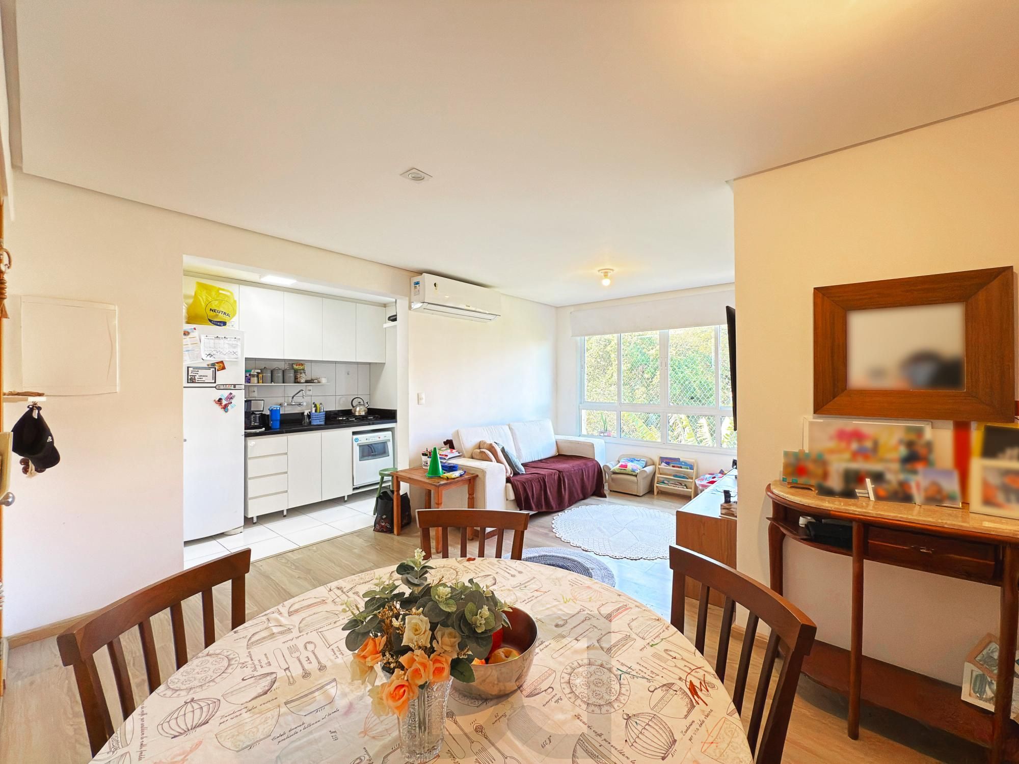Apartamento com 2 dormitórios e 1 vaga coberta na Dea Coufal — foto 8