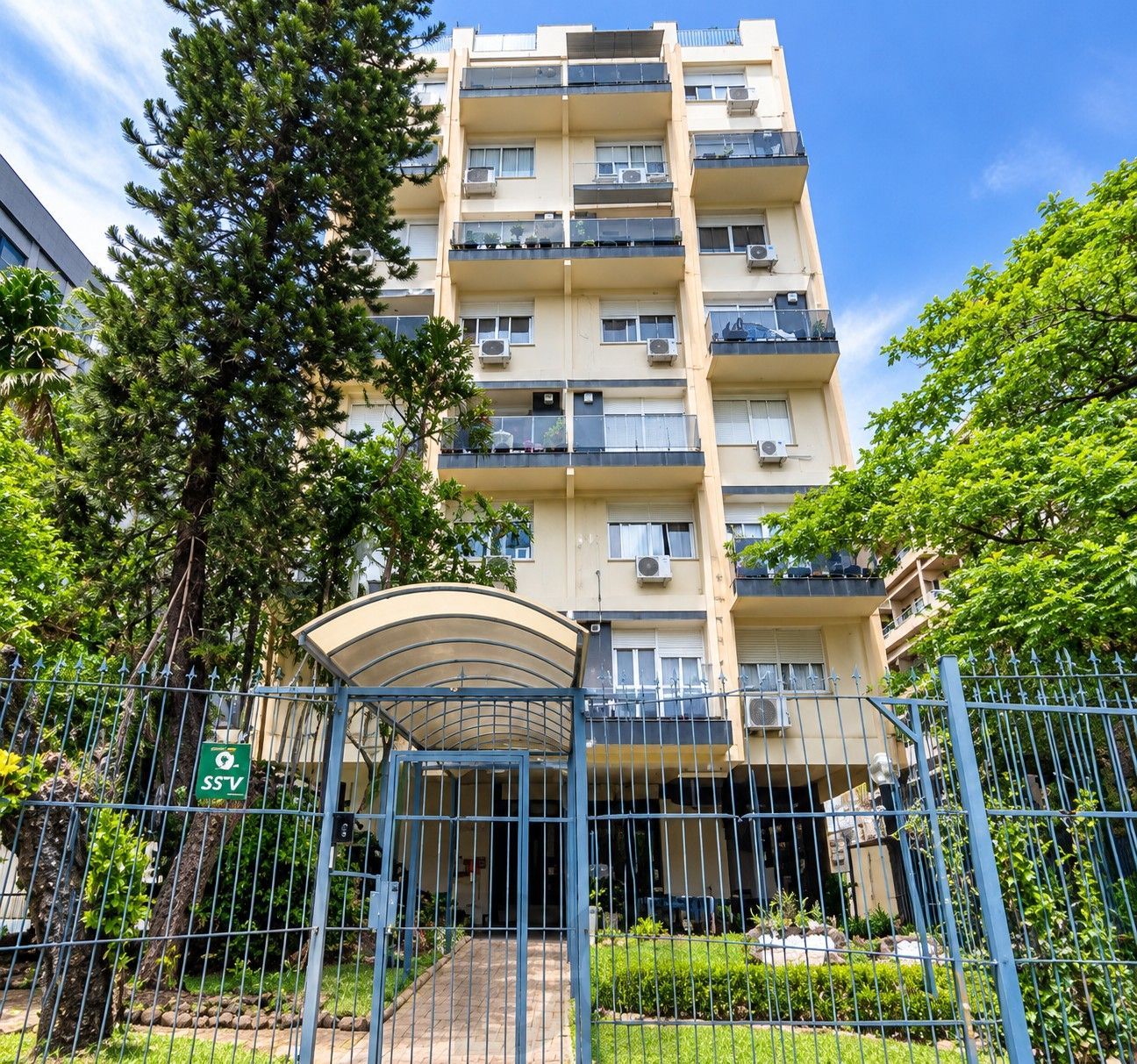 Apartamento à venda no bairro Menino Deus. Localizado em frente ao Parque Marinha do Brasil. O imóvel conta com 2 dormitórios e 1 vaga coberta. — foto 20