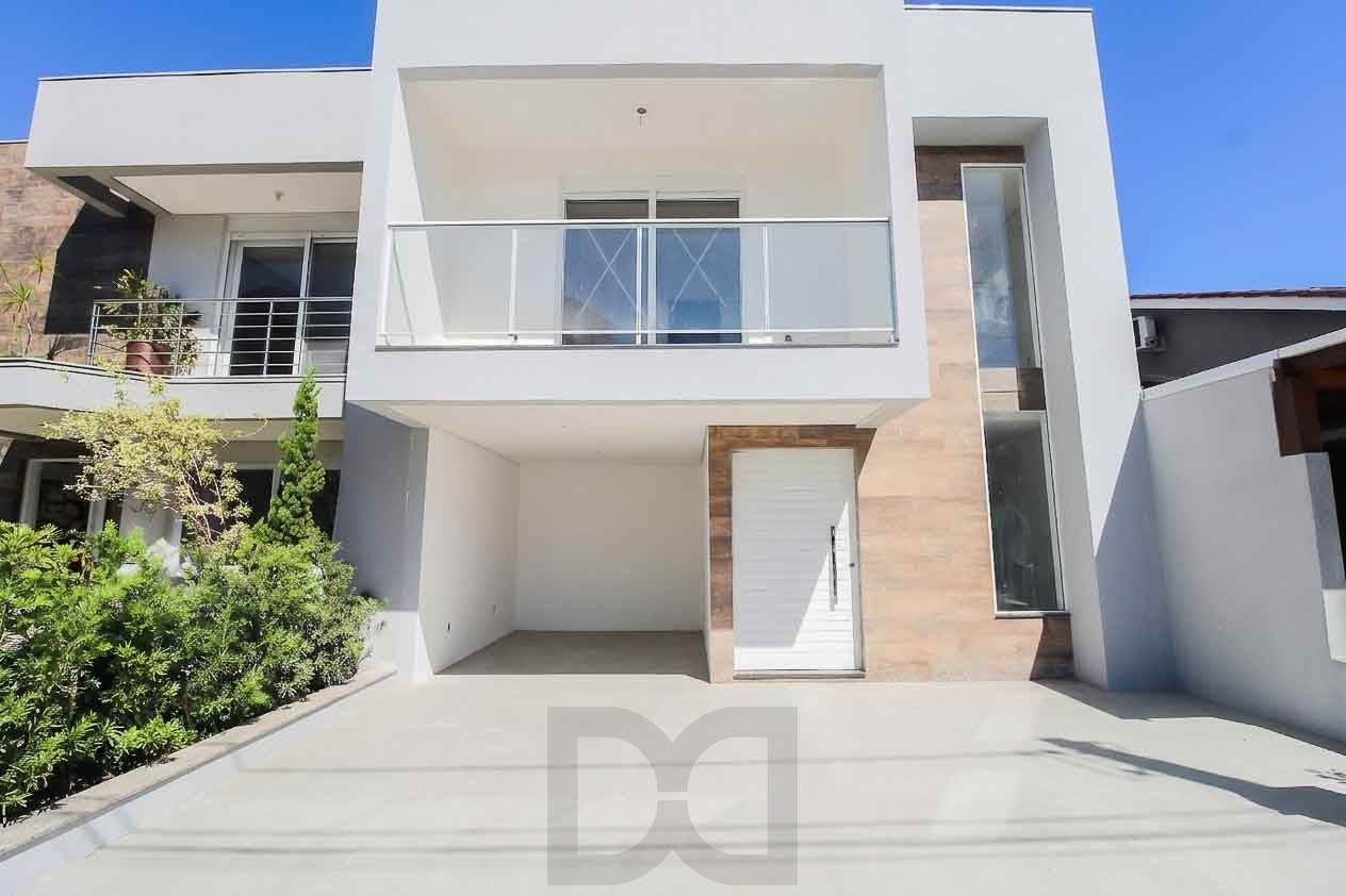 Casa em condomínio 4 D, sendo 1 dormitório, 168 m², garagem coberta — foto 1