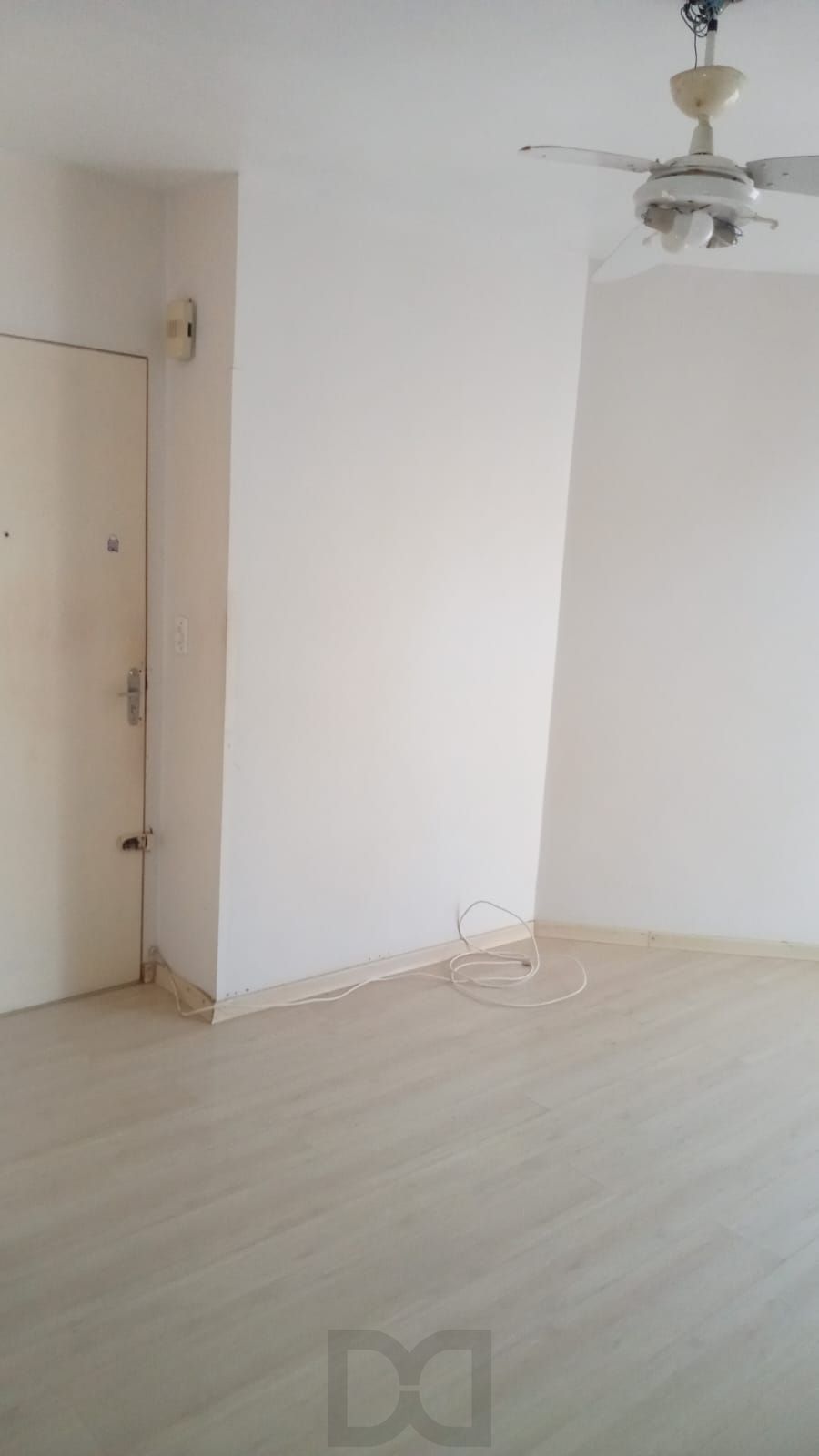 Apartamento no Bairro Cristal com 2 dormitórios. — foto 6