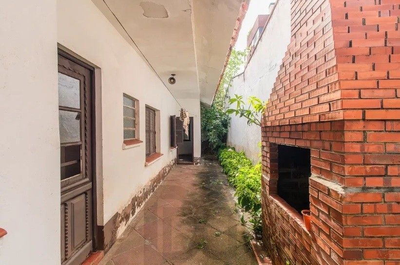 Terreno amplo com 420 m² (14x30), localizado em uma das regiões mais valorizadas do bairro Menino Deus. — foto 29