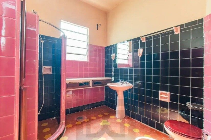 Terreno amplo com 420 m² (14x30), localizado em uma das regiões mais valorizadas do bairro Menino Deus. — foto 28