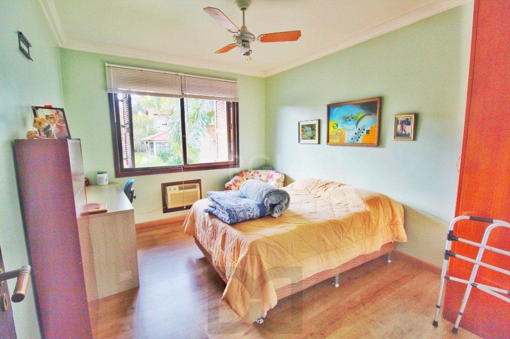Casa em Porto Alegre, no bairro Jardim Isabel, com 4 dormitório(s), e 4 banheiro — foto 11