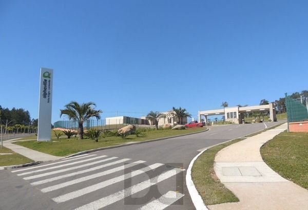 Excelência e alta qualidade em Residência no Condomínio Alphaville. — foto 9