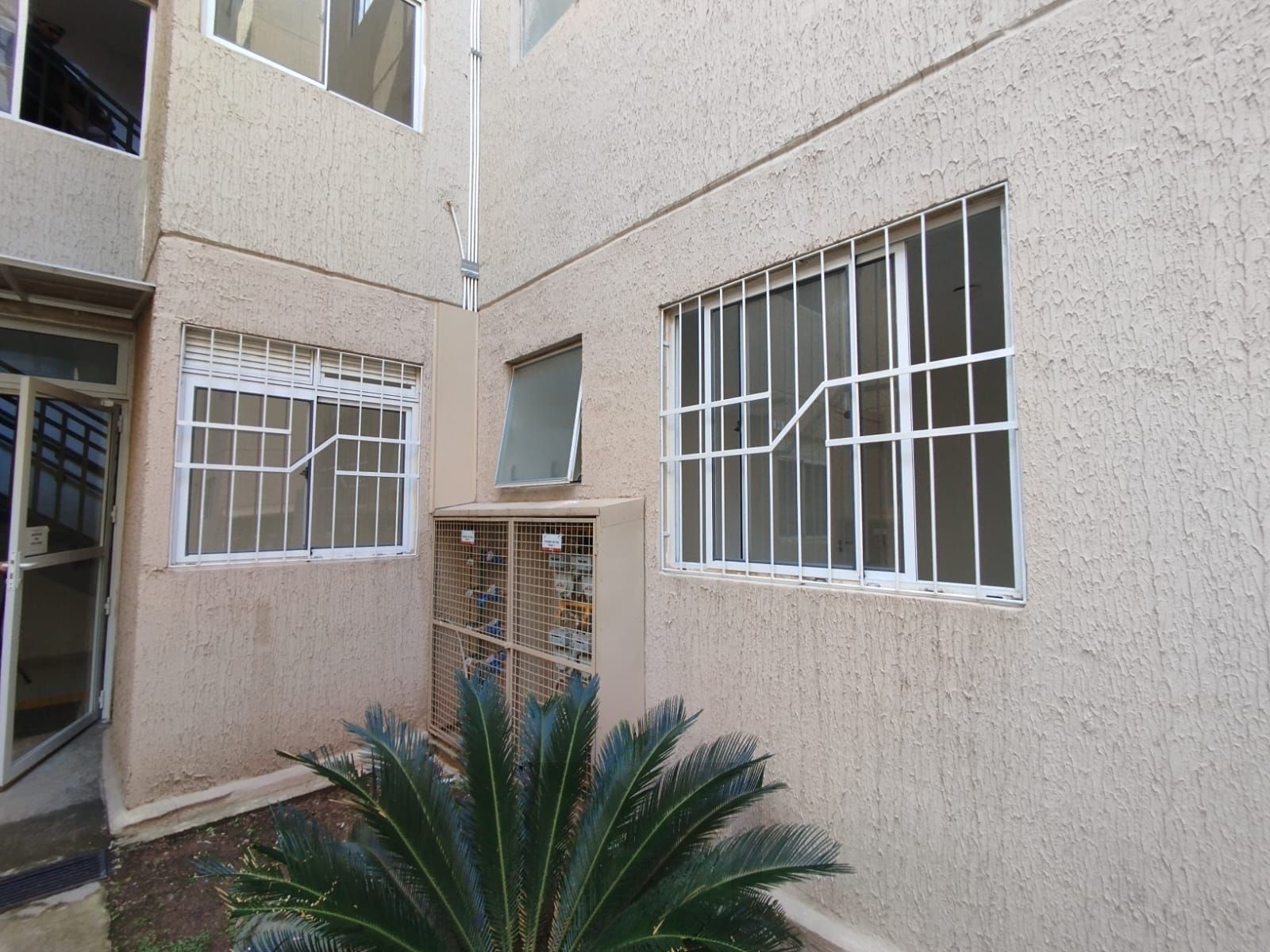 Apartamento 2 quartos, sala, cozinha, banheiro, 1 vaga rotativa. — foto 9