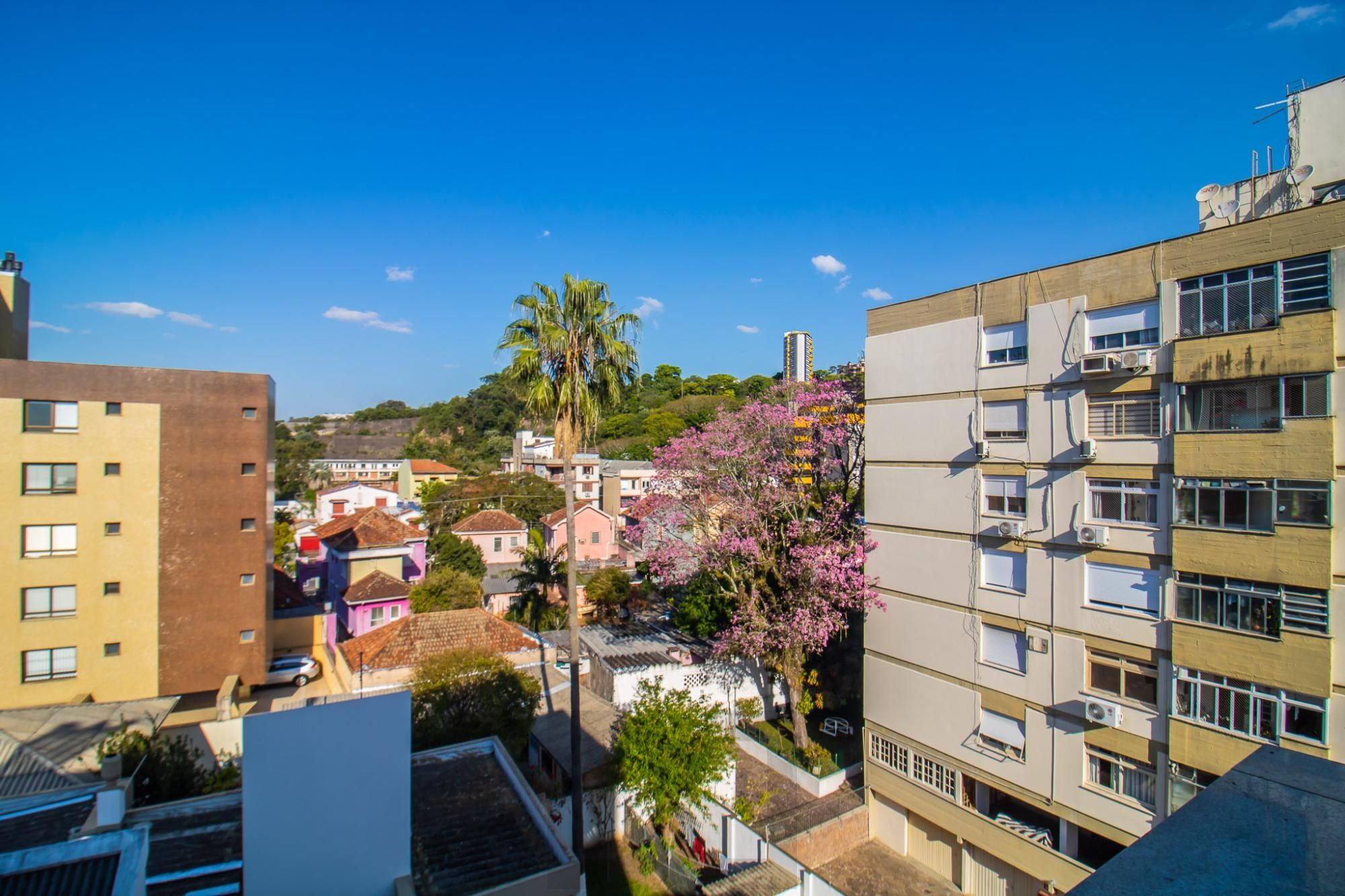 APARTAMENTO DUPLEX - 177m², 3 dormitórios, sendo 3 suites, Menino Deus — foto 35