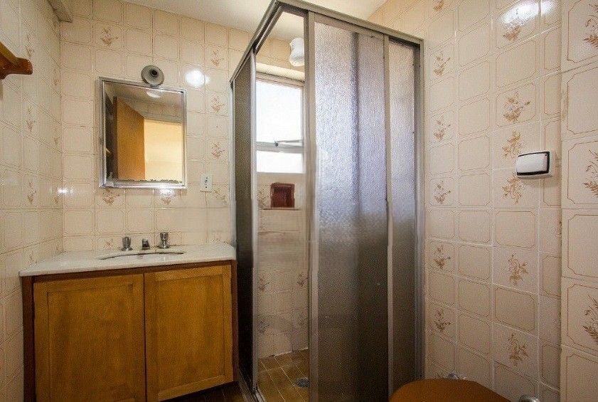 Excelente apartamento de 1 dormitório na Rua Garibaldi, com 45 m² de área privativa. — foto 6