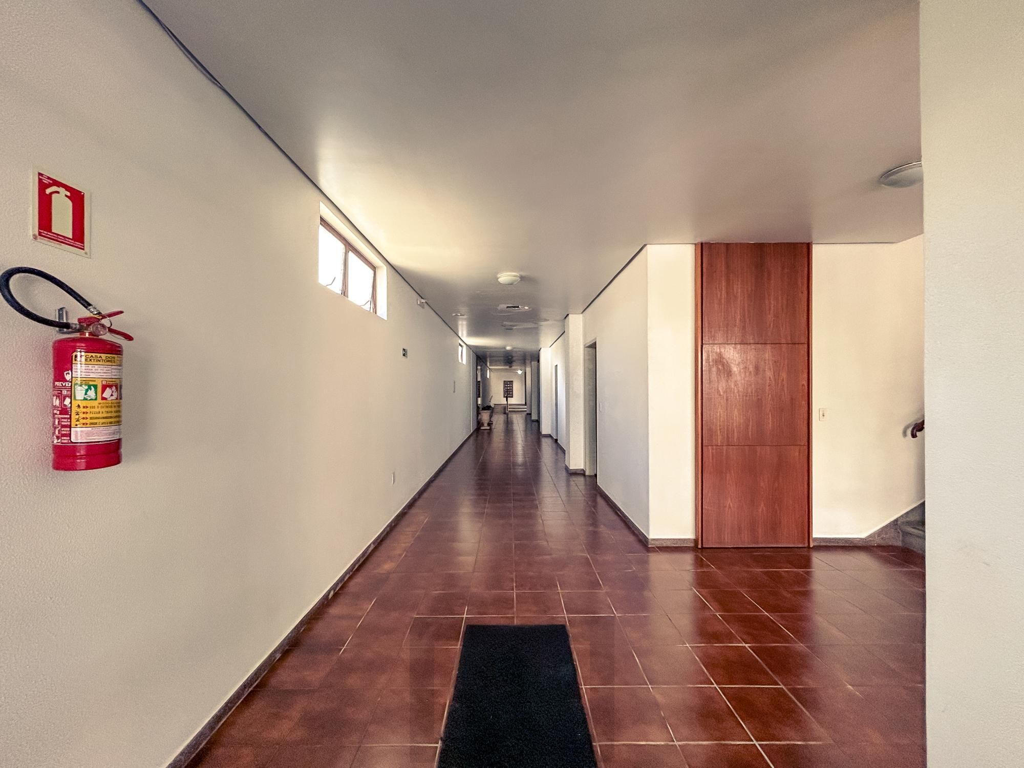 Excelente apartamento com 3 dormitórios no coração do Menino Deus — foto 26