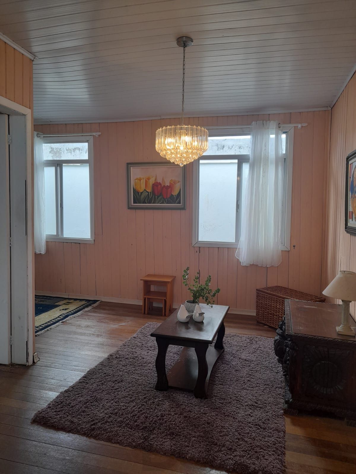 Casa mista, 4 dormitórios, sendo 1 suíte. — foto 3