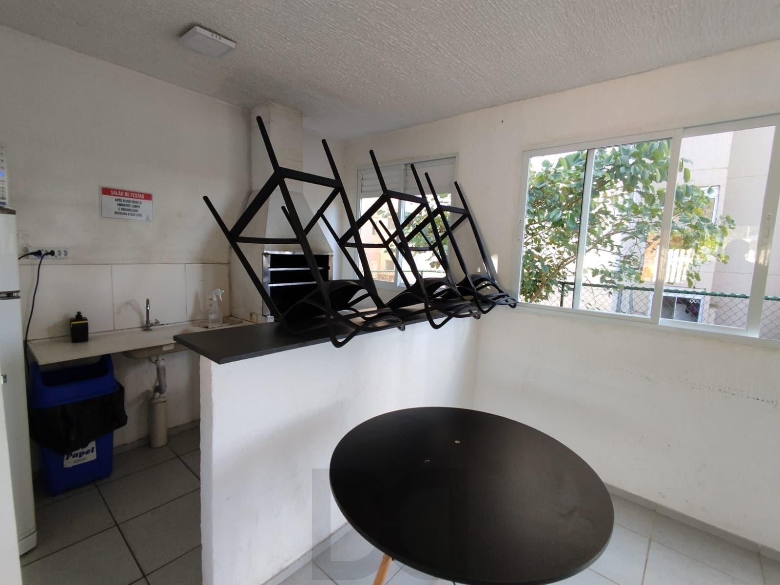Apartamento 2 quartos, sala, cozinha, banheiro, 1 vaga rotativa. — foto 29