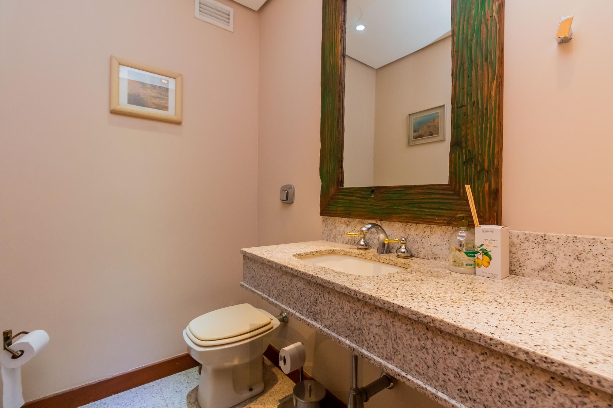 Maravilhoso apartamento no Bairro Moinhos de Vento com 4 dormitórios e 3 suítes. — foto 25