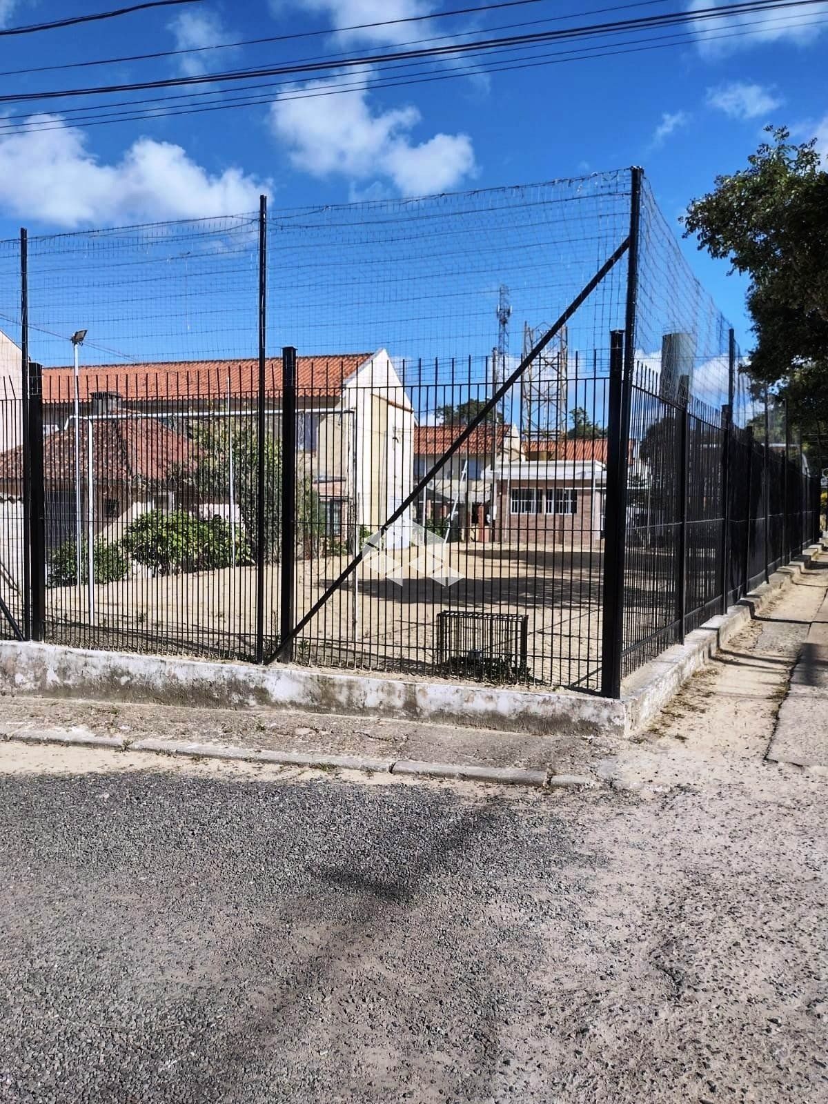Sobrado em condomínio no bairro Vila Nova com 2 dormitórios, sendo 1 suíte. — foto 19