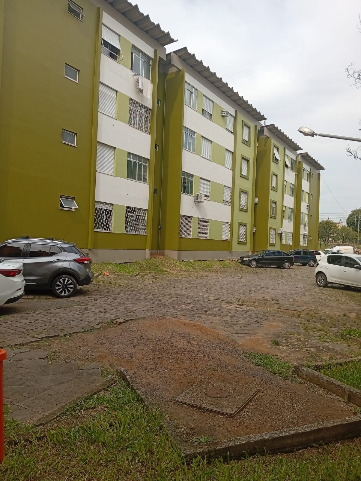 Amplo apartamento 02 dormitórios, no Bairro Vila Nova. — foto 3