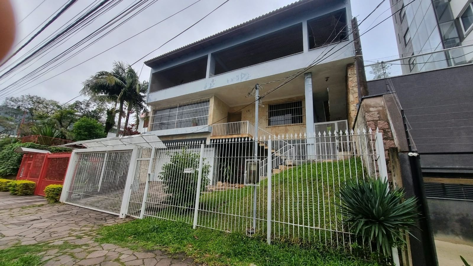 Espaçosa casa no bairro Santa Tereza. — foto 4