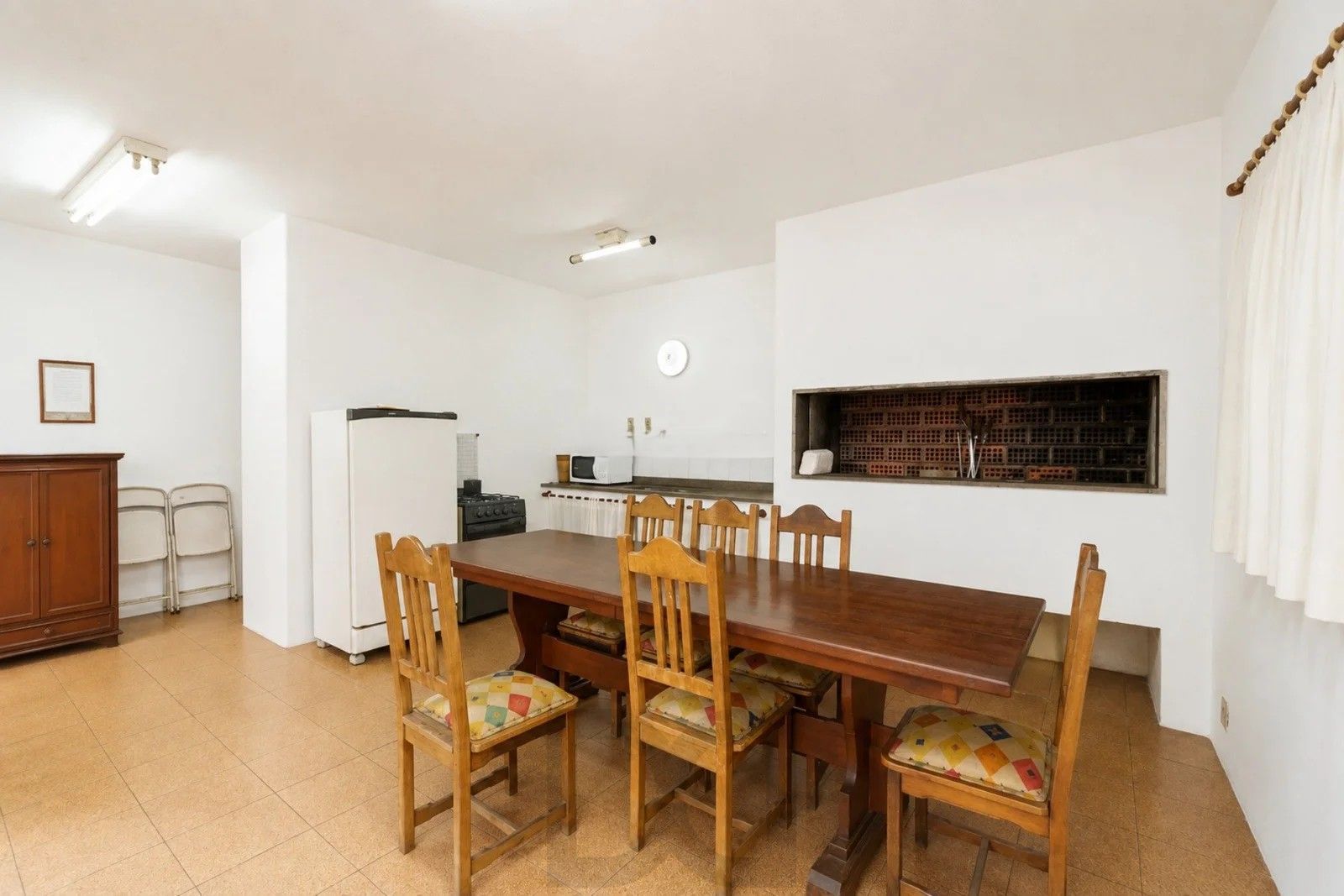 Excelente apartamento em localização privilegiada, na Avenida Dr. Nilo Peçanha com 2 dormitórios, 2 banheiros e 1 vaga de garagem. — foto 13