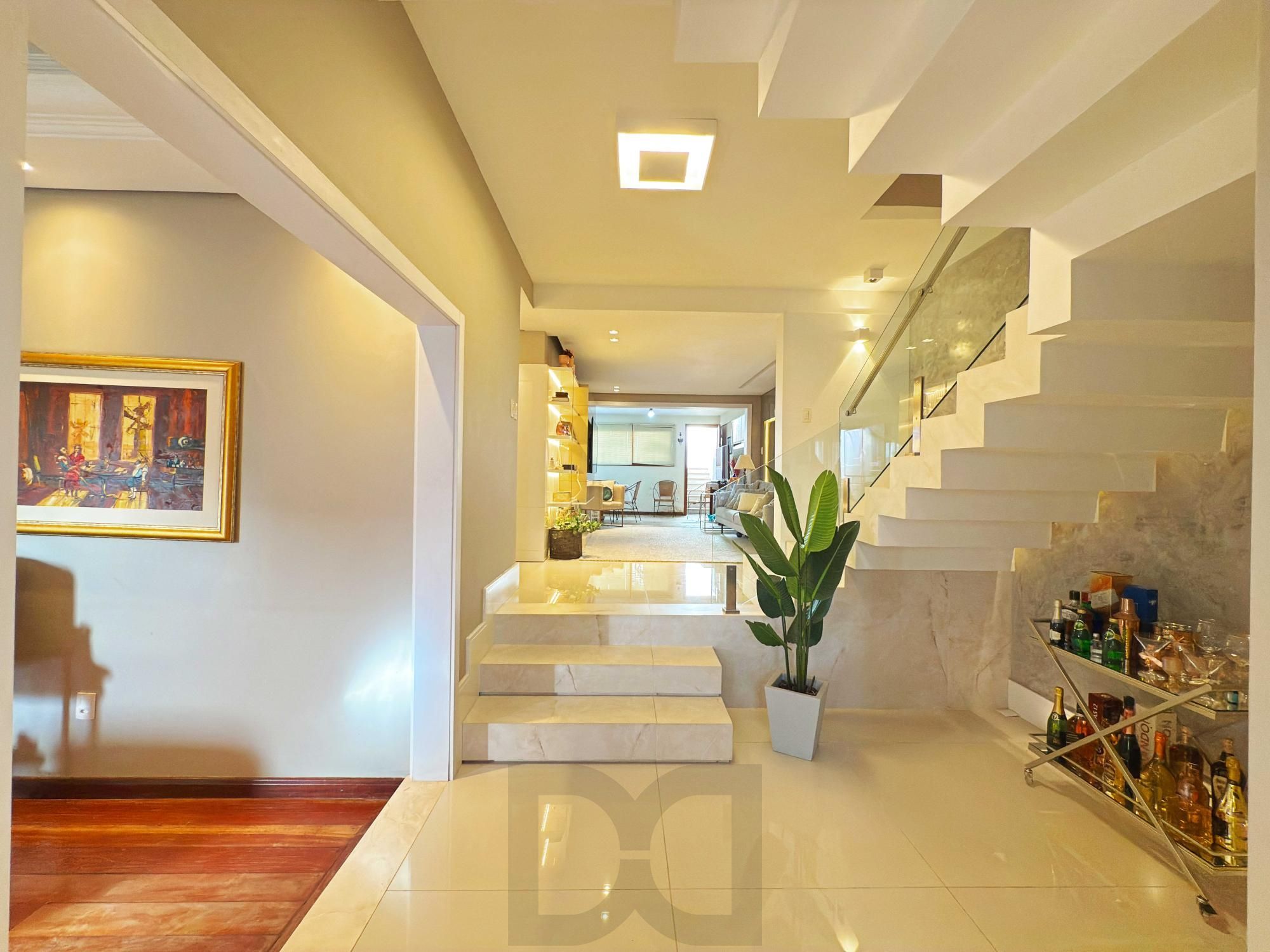 Linda residência estilo sobrado construída nos altos do bairro Ipanema — foto 4