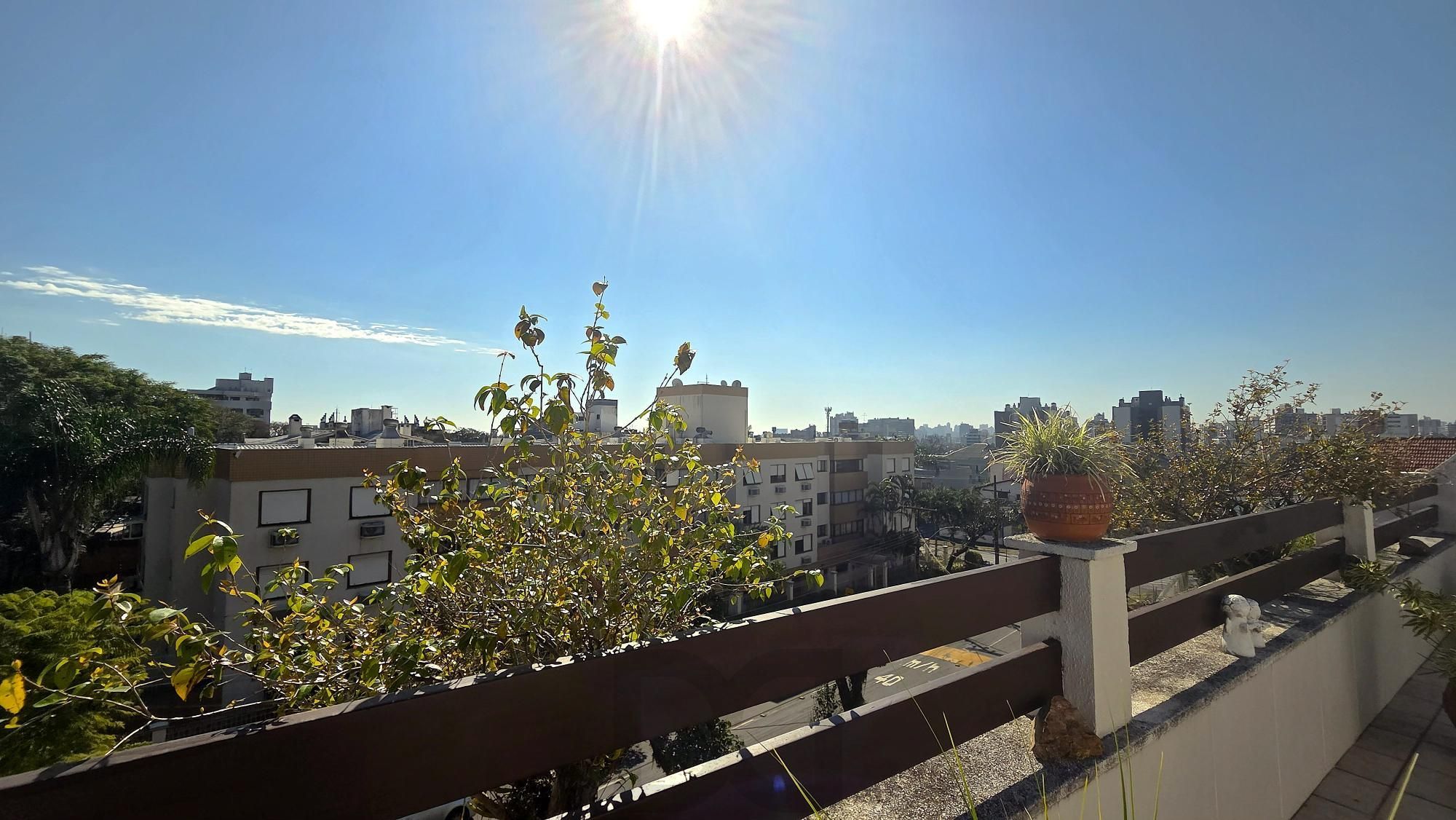 Excelente cobertura com 154m² de área privativa, 2 dormitórios e 1 vaga de garagem, localizada no bairro Menino Deus. — foto 22