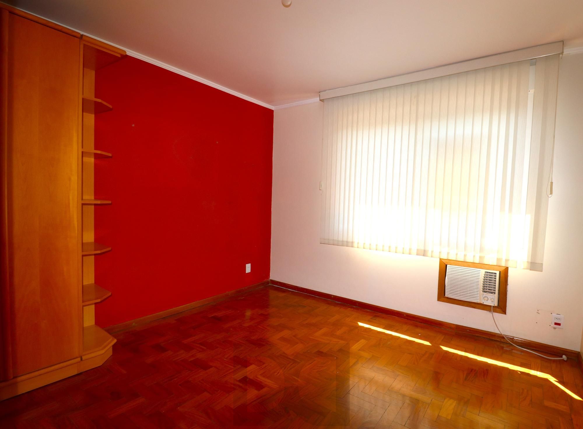 Ótimo apartamento com 79,4m2, 2 dormitórios, 1 vaga de garagem e dependencia completa. — foto 10