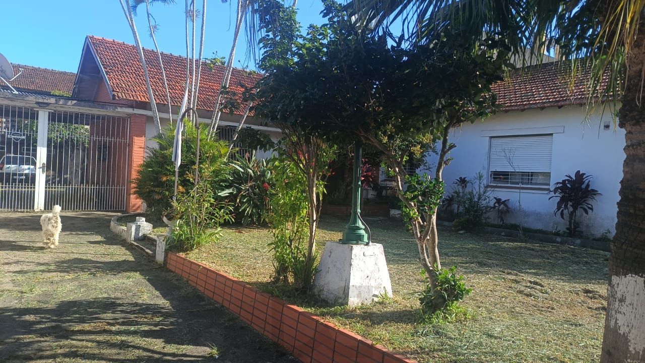 Residência com 3 dormitórios e ótimo pátio. — foto 1