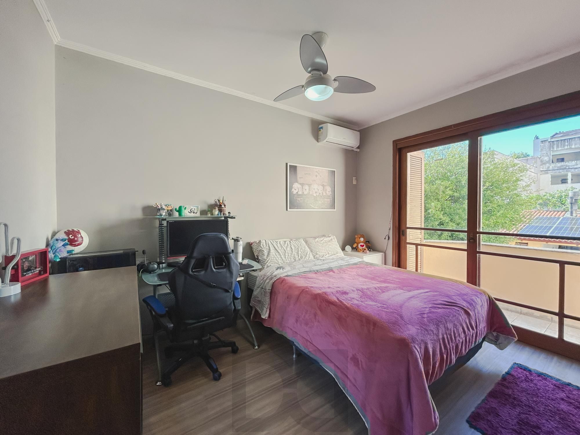 Casa com 4 suítes, piscina e área gourmet no bairro Tristeza. — foto 30