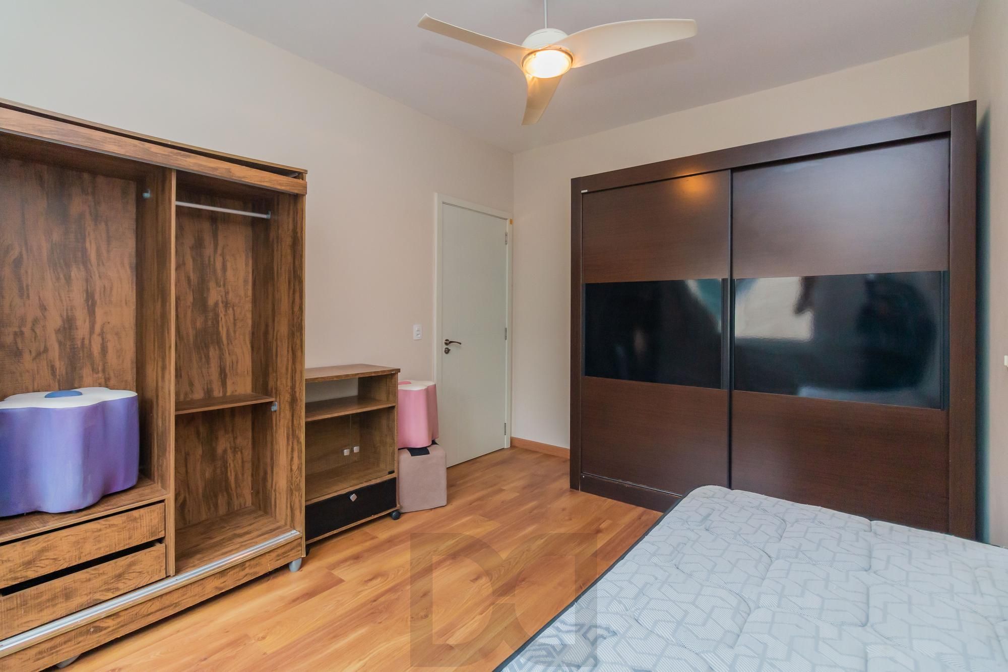 Hípica- sobrado com 4 dormitórios, sendo 1 no térreo, 155m², garagem fechada — foto 28