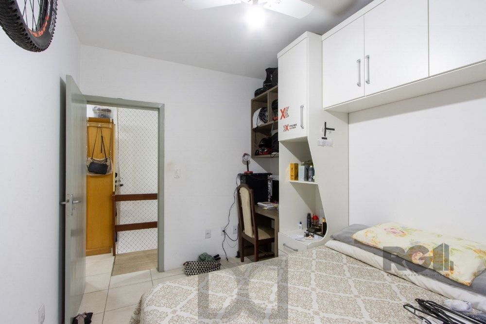 Casa em condomínio com 3 dormitórios, vaga coberta, churrasqueira - Bairro Camaquã — foto 21
