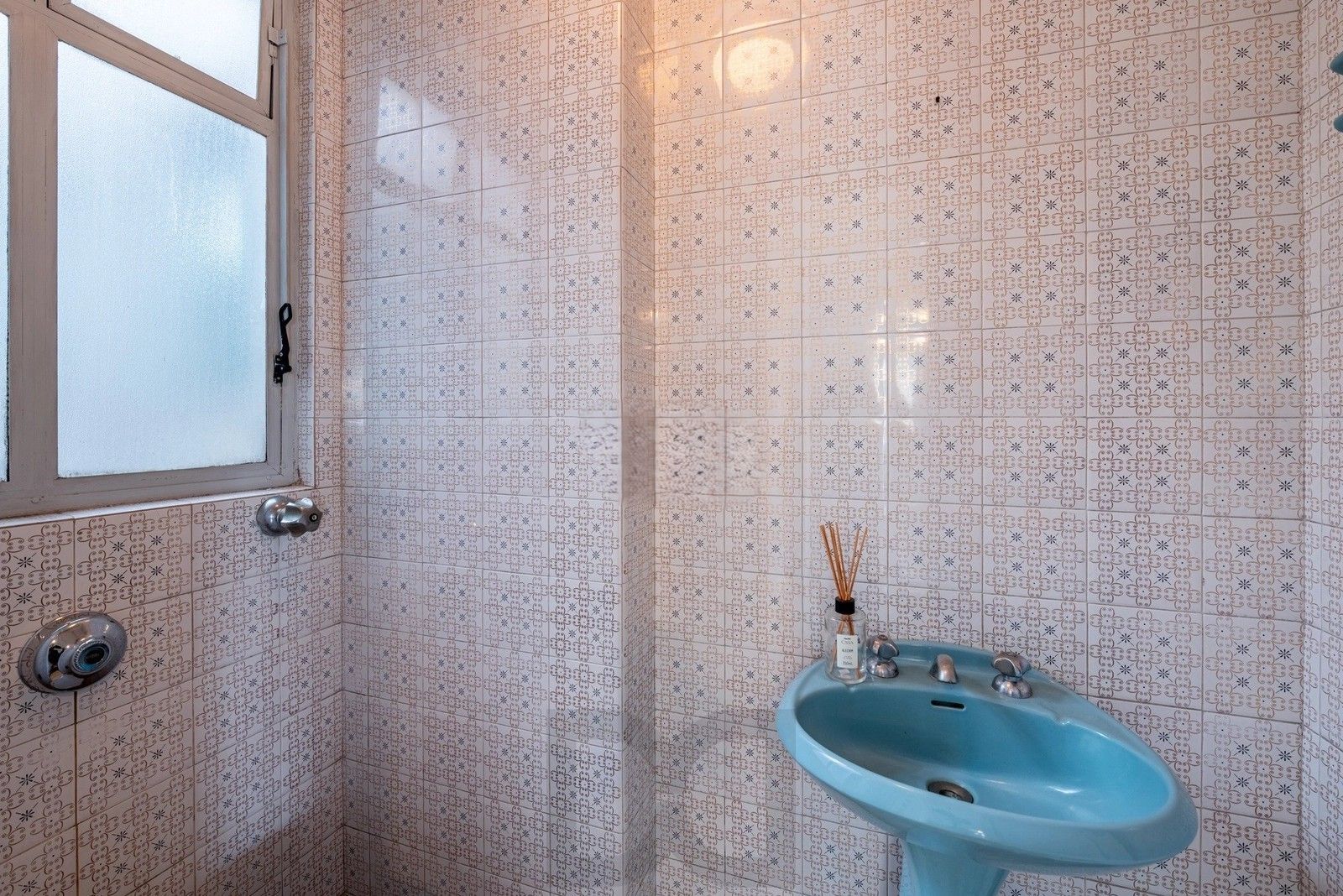 Excelente apartamento com 132m², 3 dormitórios e 2 vagas de garagem, no coração do bairro Menino Deus. — foto 5