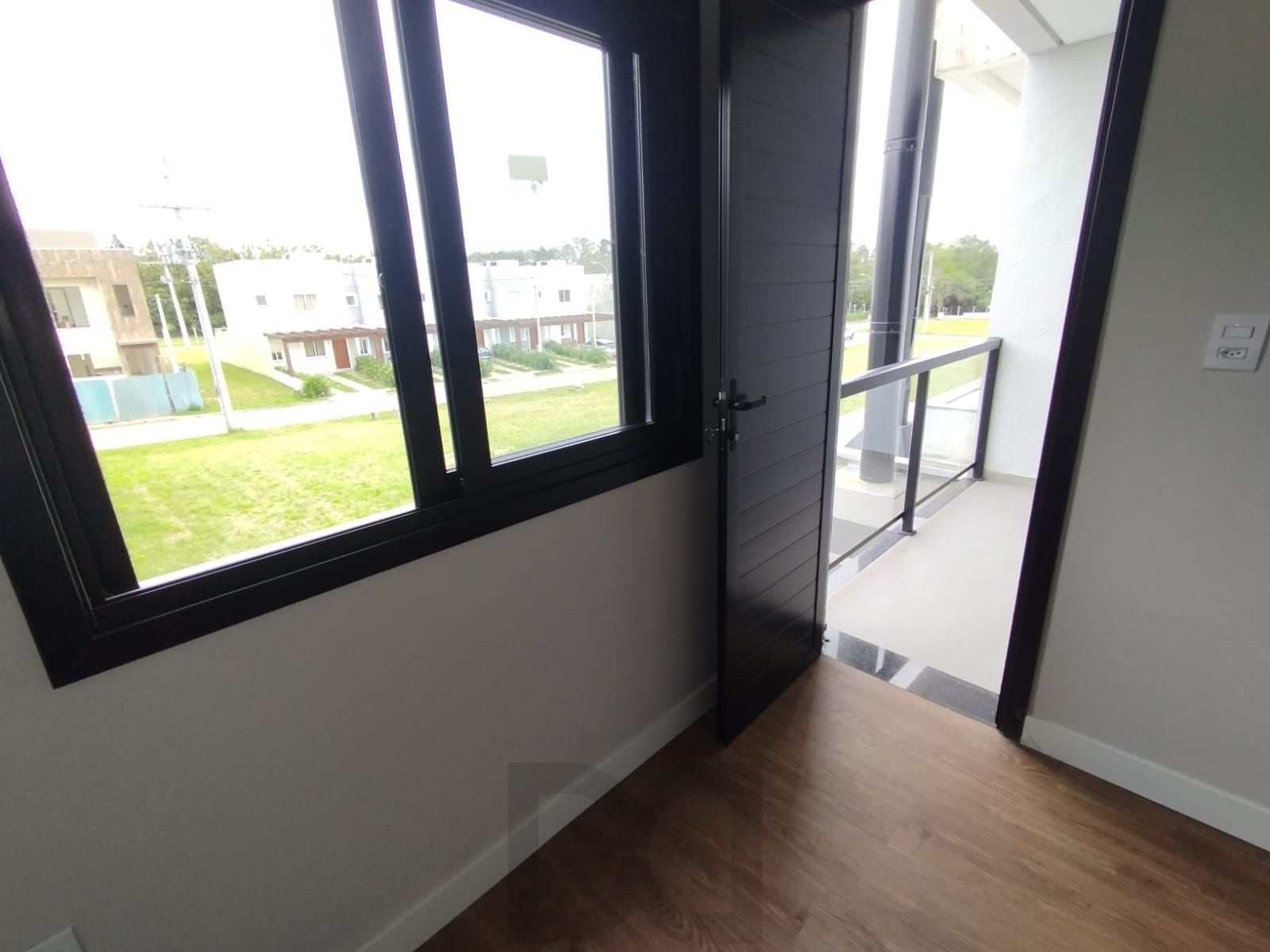 Sobrado 3 quartos, sendo 1 suíte, 2 vagas, churrasqueira, zona sul-POA — foto 20