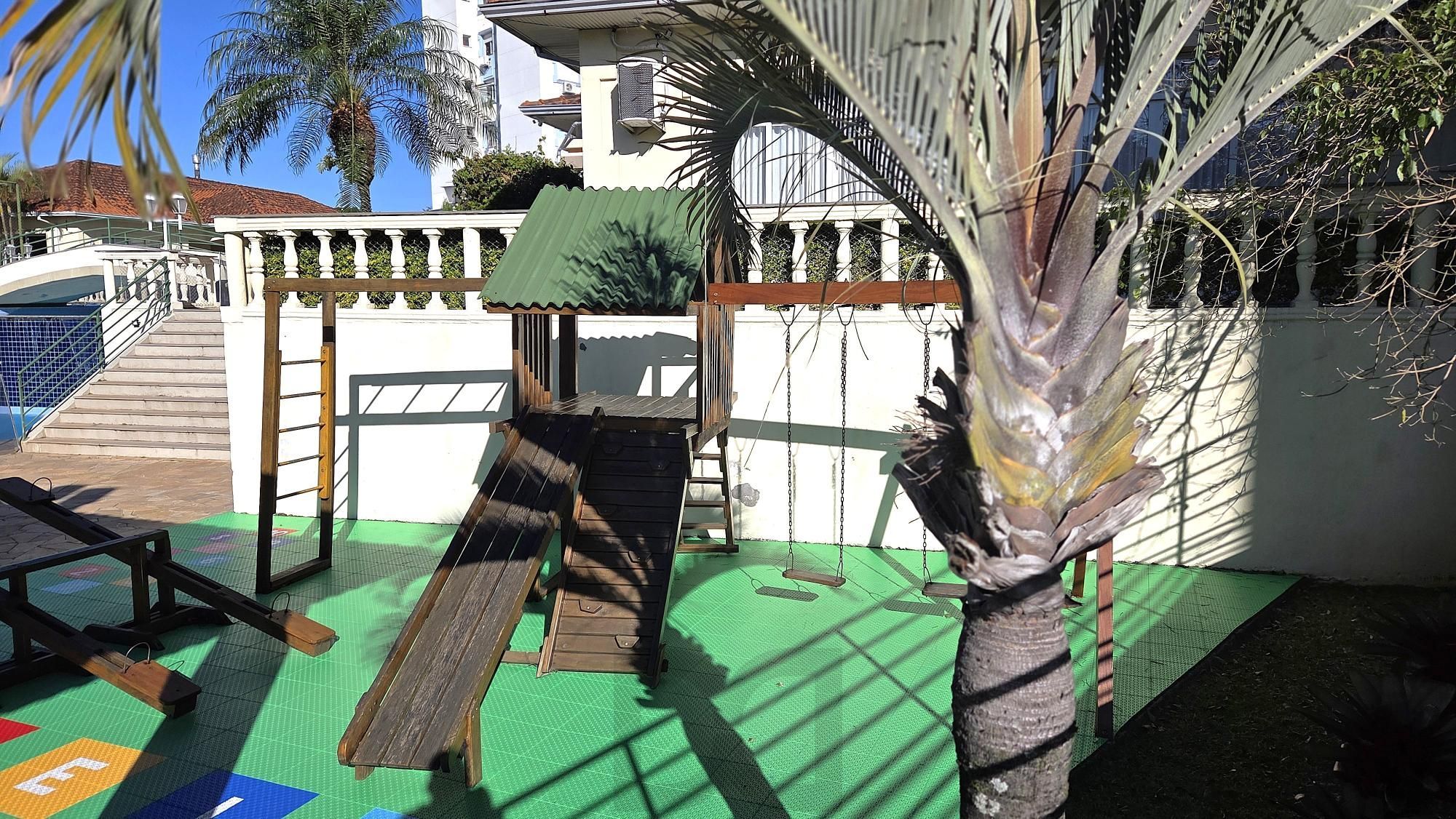 Apartamento semi mobiliado com 3 dormitórios transformados em 2, sendo 1 suíte e 1 vaga de garagem. — foto 24