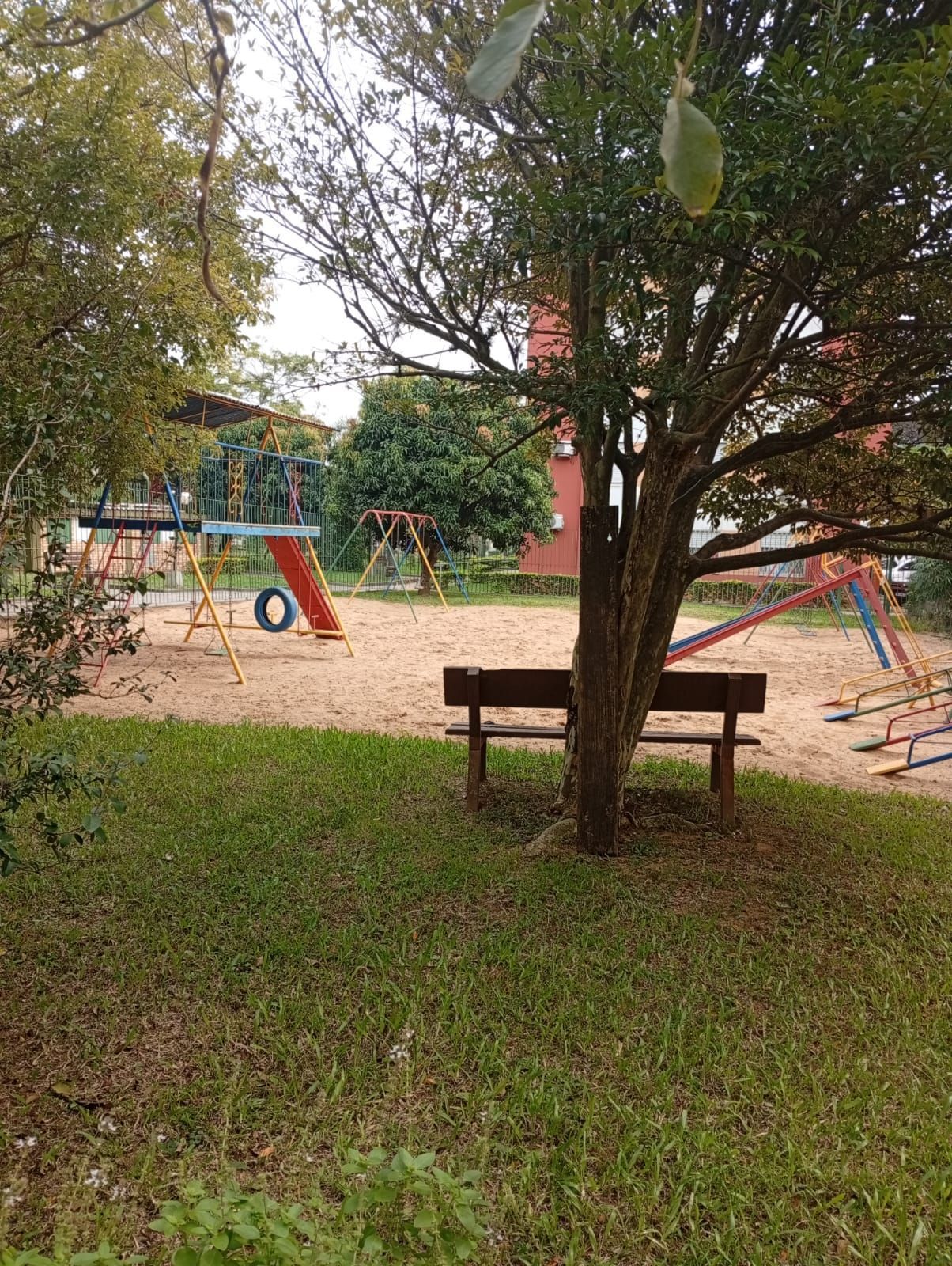 Amplo apartamento 02 dormitórios, no Bairro Vila Nova. — foto 22