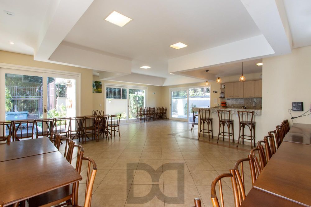 Casa em condomínio, com 3 quartos, com suíte, 2 vagas cobertas, churrasqueira, no Bairro Nonoai. — foto 29