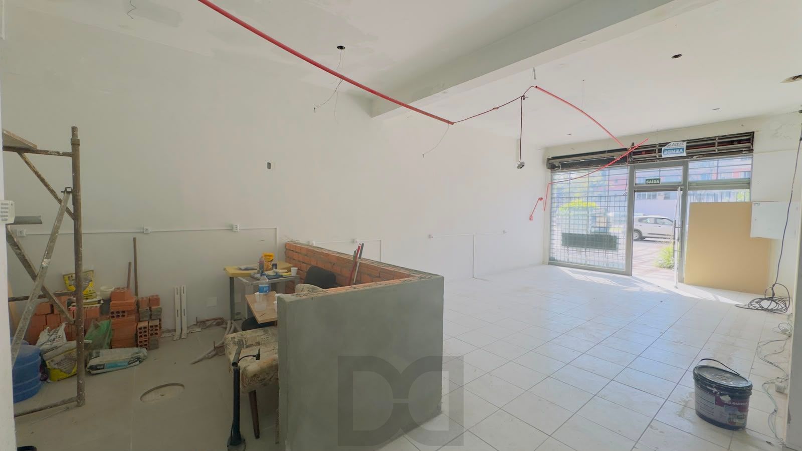 Excelente loja comercial na avenida Teresópolis, com sobreloja, 2 banheiros — foto 6