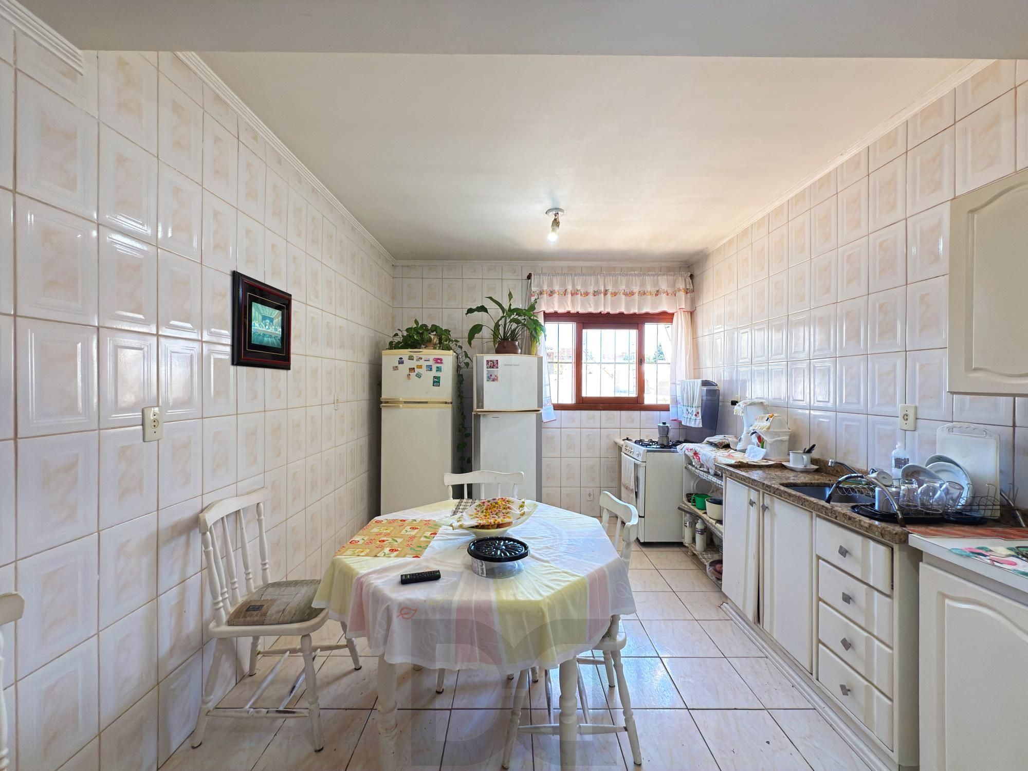 Casa para Venda - 190m², 3 dormitórios, sendo 1 suites, 3 vagas - Nonoai — foto 15