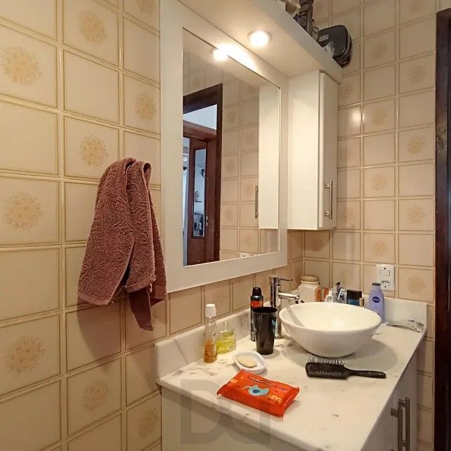 RESIDÊNCIA COM 3 DORMITORIOS SENDO 1 SUITE 2 VAGAS NO BAIRRO TRISTEZA — foto 32